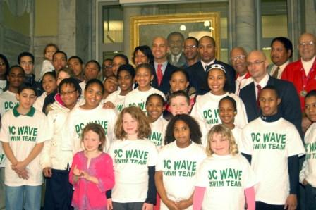 DC Wave Swim Team with DC Mayor Adrian Fenty, 